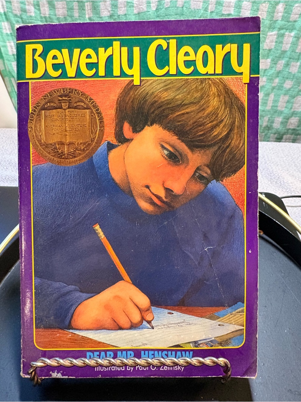 Vintage 1994 Beverly Cleary "Dear Mr. Henshaw" Paperback - Purple Soft Cover